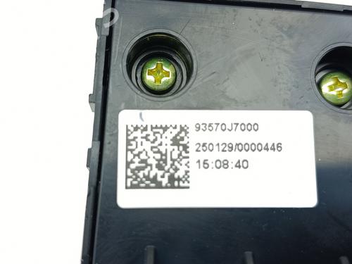 Left front window switch KIA XCEED (CD) 1.4 T-GDI | BP34544170I27  - Image 5