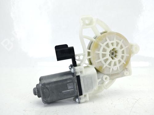 Used Left front window motor Left front window motor FORD FOCUS IV (HN) 1.0 EcoBoost (125 hp) 34445799 34445799