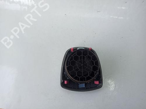 Air vent TOYOTA YARIS (_P13_) 1.4 D (NLP130_, NLP130) | BP25878891I21 