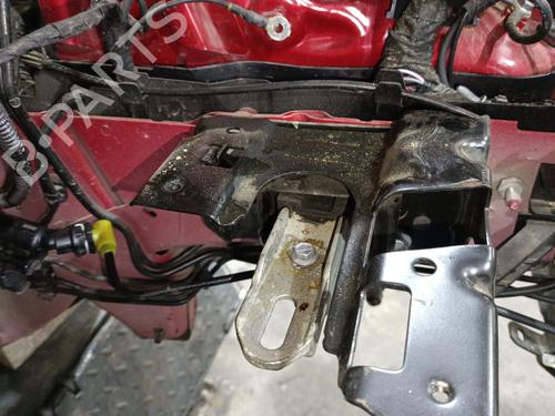 Used Engine mount Engine mount 31882588 31882588