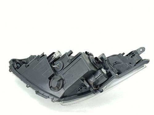 Right headlight TOYOTA YARIS (_P13_) 1.5 Hybrid (NHP130_, NHP130) | BP31360638C29 