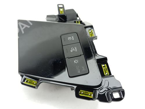 Headlight switch AUDI A3 Sportback (8YA, 8YF) 35 TDI | BP29248889I24 