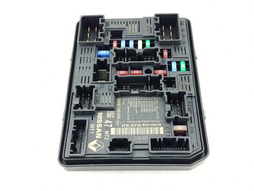 Fuse box RENAULT CLIO V (B7_) 1.6 E-TECH 145 (B7MU) | BP39747851E1 - Image 2
