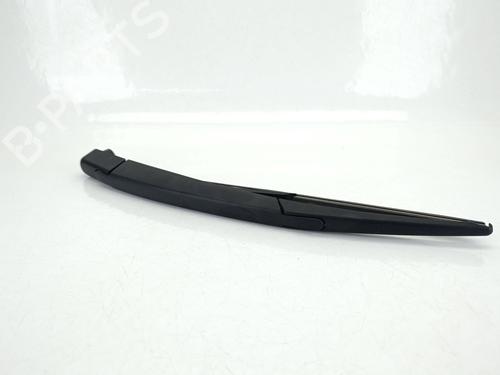 Used Rear windshield wiper arm OPEL CORSA F (P2JO) 1.2 (68) (101 hp) 30437411