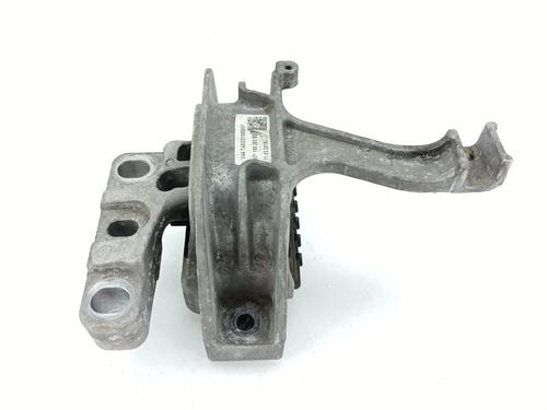 Used Engine mount VW GOLF VII (5G1, BQ1, BE1, BE2) 1.4 TSI (125 hp) 31995925