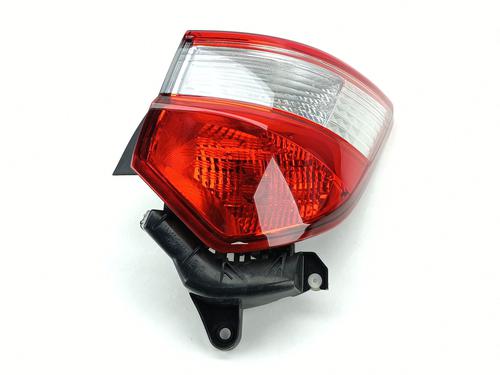 Used Right taillight Right taillight TOYOTA YARIS (_P13_) 1.0 (KSP130) (72 hp) 33337678 33337678
