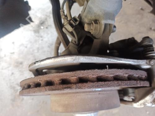 Left front steering knuckle MERCEDES-BENZ C-CLASS (W204)  | BP26547883M25 