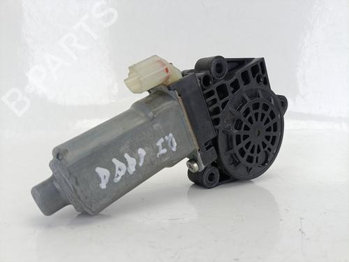 Used Left front window motor KIA SPORTAGE II (JE_, KM_) 2.0 CRDi 4WD (140 hp) 25877763