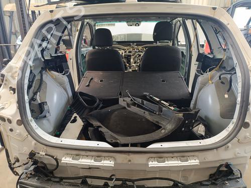 Used Rubber door seal HYUNDAI i30 (PDE, PD, PDEN) 1.6 CRDi (116 hp) 29977452