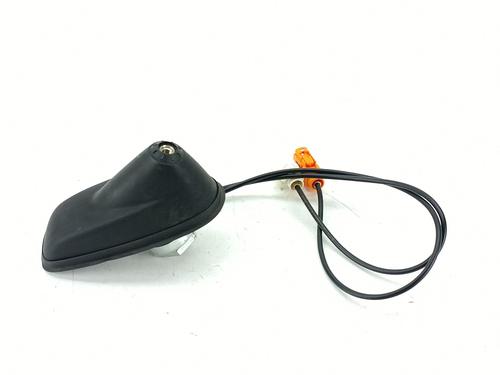 Used Antenna/Base OPEL CROSSLAND X / CROSSLAND (P17, P2QO) 1.2 (75) (110 hp) 31880188
