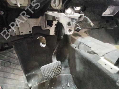 Used Break pedal Break pedal 37664832 37664832