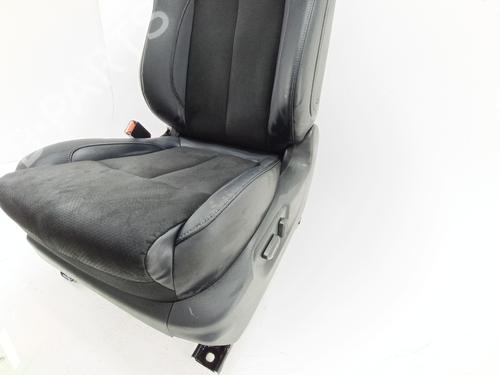 Left front seat MITSUBISHI ECLIPSE CROSS (GK_, GL_) Plug-in Hybrid 4WD (GL3W) | BP35724106C15 - Image 4