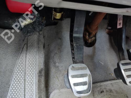 clutch-pedal-volvo-c30-533-20-d-2006-2007-2008-2009-2010-2011-2012-2013-9309851 main image