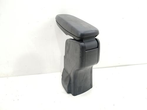 Used Armrest / Center console Armrest / Center console TOYOTA YARIS (_P21_, _PA1_, _PH1_) 1.5 Hybrid (MXPH10, MXPH11) (116 hp) 39592481 39592481