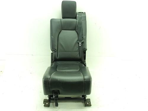 Stol bak (2. rad) Stol bak (2. rad) LAND ROVER DISCOVERY IV (L319) 3.0 TD 4x4 (245 hp) 37074041 37074041