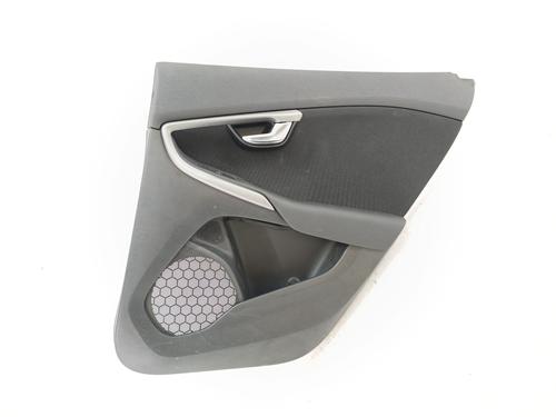 Guarnecido trasero derecho Guarnecido trasero derecho VOLVO V40 Hatchback (525) D2 (114 hp) 37261805 37261805