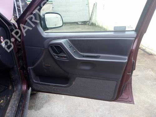 Forreste højre beklædning JEEP GRAND CHEROKEE II (WJ, WG) 3.1 TD 4x4 (140 hp) 26547274