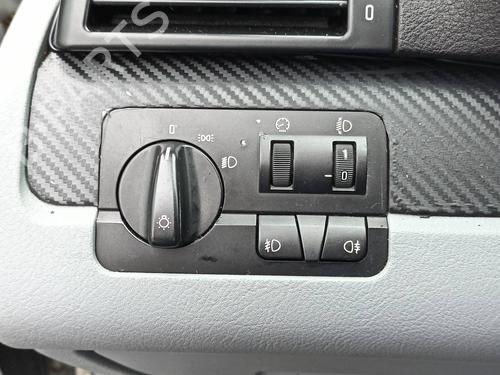 Used Headlight switch BMW 3 (E46) 320 d (150 hp) 13331267