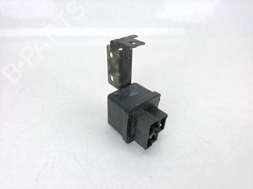 Used Electronic module NISSAN TERRANO II (R20) 2.7 TDi 4WD (125 hp) 25878831