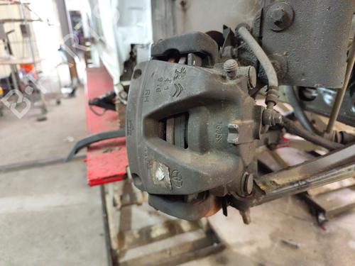 Used Right front brake caliper CITROËN JUMPY III Van (V_) 2.0 BlueHDi 120 (122 hp) 30104769