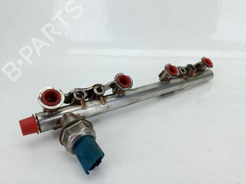 Used Injection rail RENAULT MEGANE IV Hatchback (B9A/M/N_) [2015-2025]  26554310