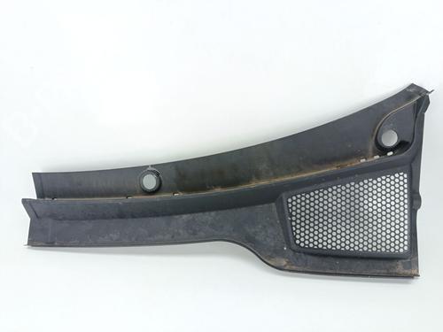 Used Scuttle panel Scuttle panel SEAT ARONA (KJ7, KJP) 1.0 TSI (95 hp) 32066144 32066144