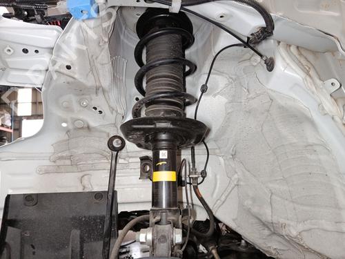 Used Left front shock absorber TOYOTA YARIS (_P21_, _PA1_, _PH1_) 1.5 (MXPA11) (125 hp) 32666736