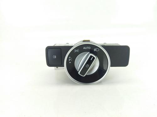 Used Headlight switch MERCEDES-BENZ CLA Coupe (C117) CLA 220 CDI / d (117.303) (163 hp) 10181726