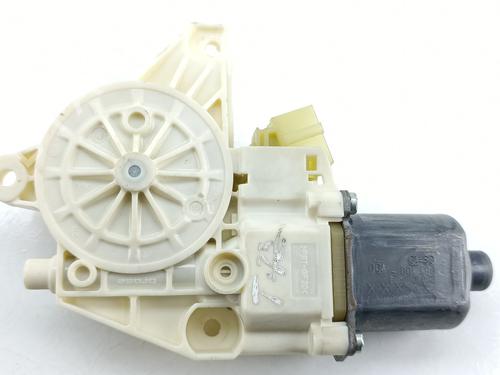 Używane Silniczek podnośnika szyby tylnej lewej MERCEDES-BENZ C-CLASS (W204) [2007-2015]  30685781