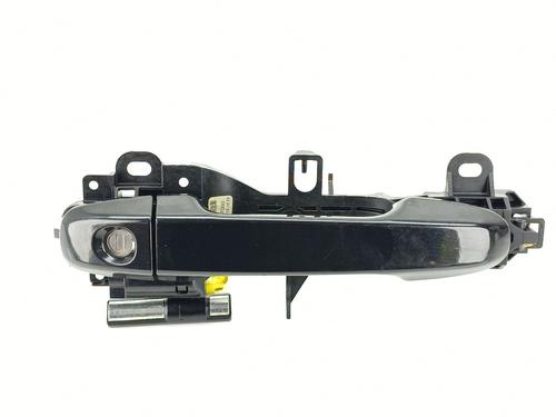Used Front left exterior door handle Front left exterior door handle 33399667 33399667