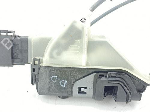 Used Front right lock OPEL CORSA F (P2JO) 1.2 (68) (101 hp) 30097944