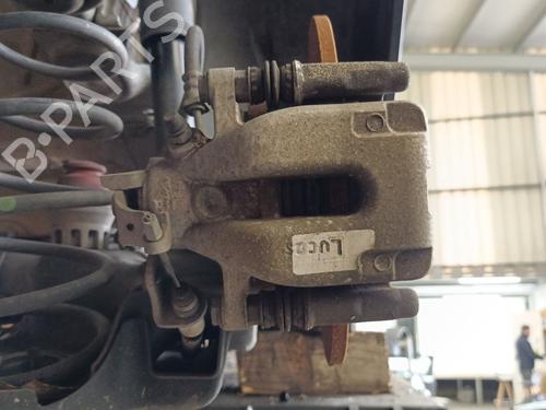 Used Right rear brake caliper Right rear brake caliper CITROËN C3 III (SX) 1.5 BlueHDi 100 (SXYHYP, SXYHTU) (102 hp) 32411668 32411668