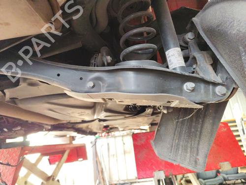 Højre bagtil bærearm AUDI A3 Sportback (8YA, 8YF) 35 TDI (150 hp) 30097939