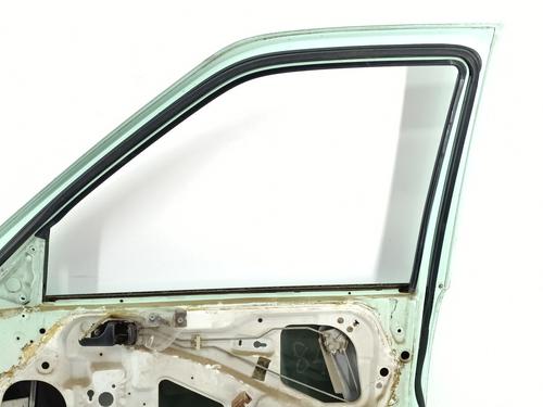 Right front door NISSAN TERRANO II (R20) 2.7 TD 4WD | BP28294999C3 