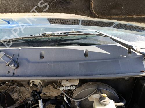 Used Front wiper motor NISSAN INTERSTAR Bus (X70) [2002-2025]  26554070