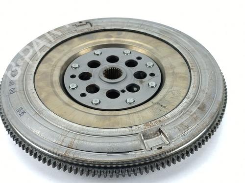 Used Flywheel MERCEDES-BENZ C-CLASS (W205) C 350 e (205.047) (211 hp) 30201077