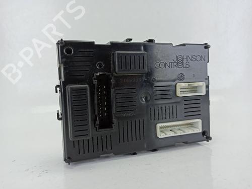 Used Electronic module RENAULT CLIO III (BR0/1, CR0/1) [2005-2014]  25876000