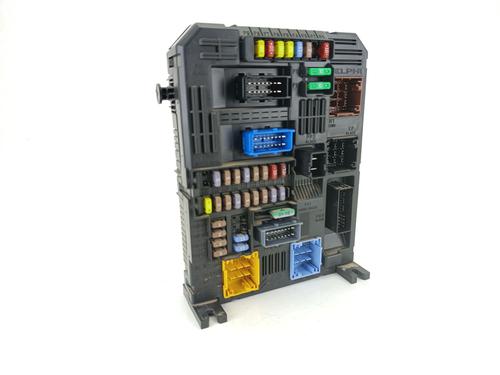 Used Fuse box Fuse box PEUGEOT TRAVELLER Bus (V_) 1.5 BlueHDi 120 (120 hp) 34475556 34475556