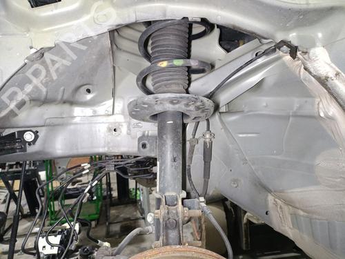 Used Left front shock absorber Left front shock absorber 39430948 39430948