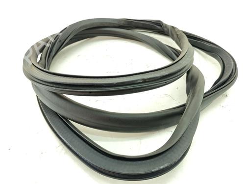 Used Rubber door seal CITROËN C3 AIRCROSS II (2R_, 2C_) 1.2 PureTech 110 (2RHNZB, 2RHNZW, 2RHNPX, 2RHNPJ) (110 hp) 27495221