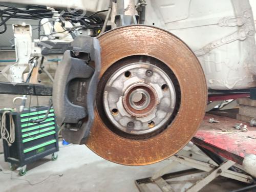 Used Left front brake caliper PEUGEOT 2008 II (UD_, US_, UY_, UJ_, UR_, UC_) 1.2 PureTech 130 (USHNS, URHNS) (130 hp) 30699946