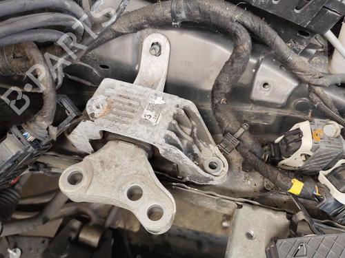 Used Engine mount OPEL ZAFIRA TOURER C (P12) 1.6 CDTI (75) (136 hp) 27327082