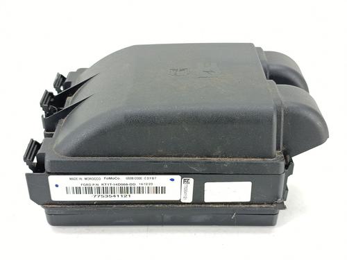 Used Fuse box Fuse box 39529342 39529342