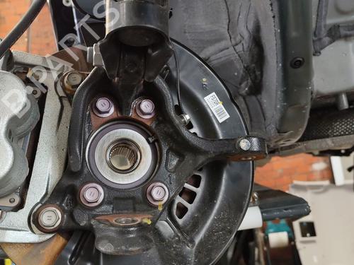 Used Right front steering knuckle TOYOTA RAV 4 V (_A5_, _H5_) 2.5 Hybrid (AXAH52) (218 hp) 28043149