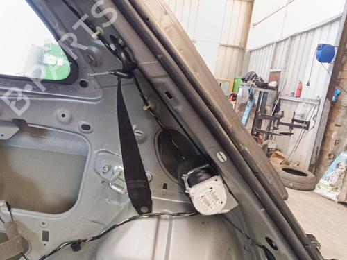 rear-right-seatbelt-fiat-500-312_-2007-36436208 main image