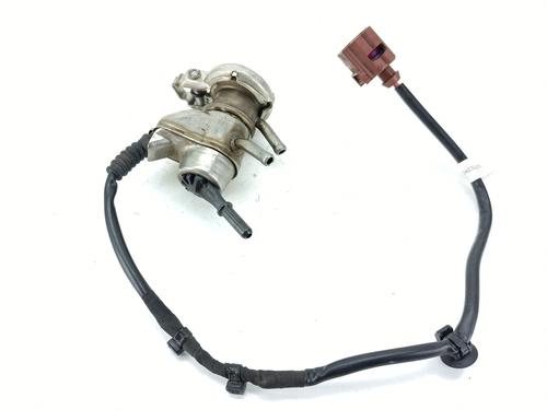 Used Injector AUDI A3 Sportback (8YA, 8YF) 35 TDI (150 hp) 29248919
