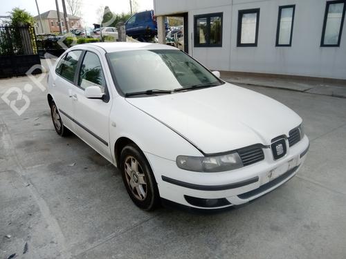 Right front window motor SEAT LEON (1M1)  | BP16187840E20 