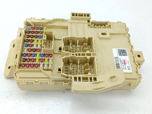 Used Fuse box KIA XCEED (CD) 1.0 T-GDI (120 hp) 32235380