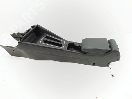 Mittelkonsole VW GOLF VIII (CD1, DA1) 1.0 eTSI | BP35946005I22 - Image 4