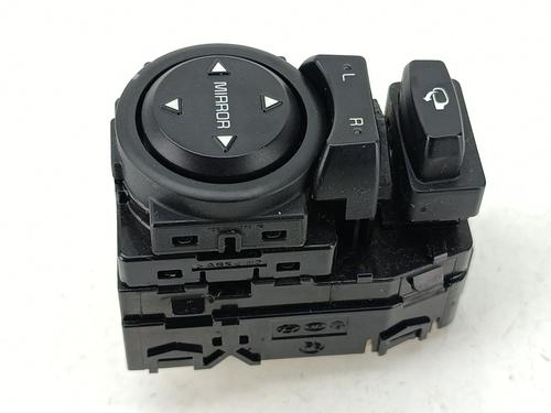Used Mirror switch Mirror switch KIA RIO IV (YB, SC, FB) 1.25 (84 hp) 33855939 33855939